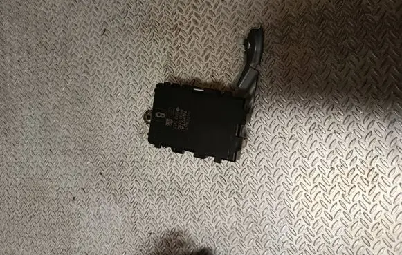 Toyota Yaris Gateway control module 8910052030 50125137