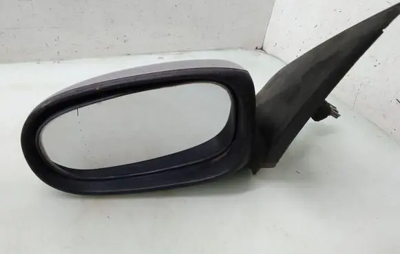 Nissan Almera N16 Front door electric wing mirror E11015827