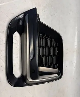 BMW X3 G01 Front bumper lower grill 8065096 139605-14