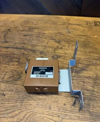 Nissan Leaf I (ZE0) Parking PDC control unit/module 15181110440