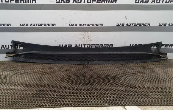 Citroen C4 II Picasso Wiper trim 9675943577