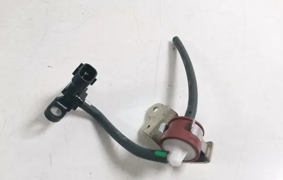 Toyota Land Cruiser (J150) Sensor 89421-71030