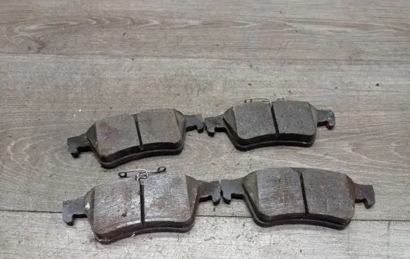 Volvo C30 Brake pads (rear) 