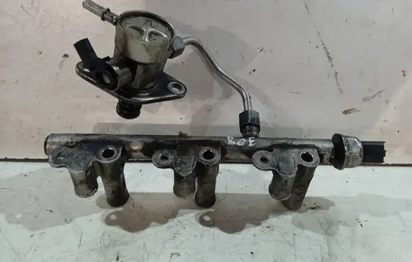 Peugeot 308 Fuel main line pipe 9802438180 9805614880