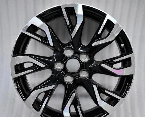Mitsubishi Outlander R18 alloy rim 