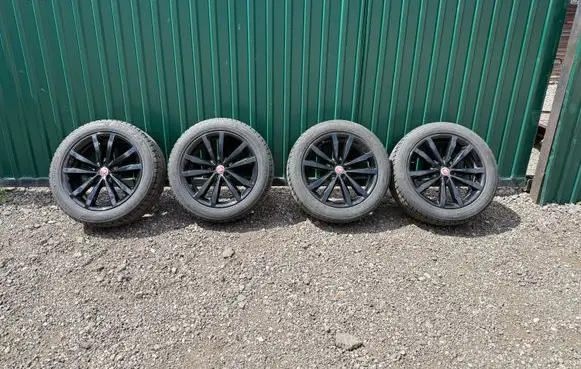 Jaguar F-Pace R20 forged rim HK8M1007GA