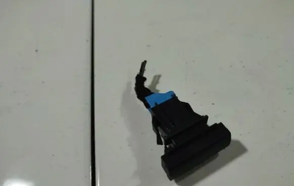 Other switches/knobs/shifts