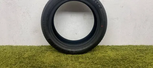 Audi A4 S4 B9 R18 summer tire 