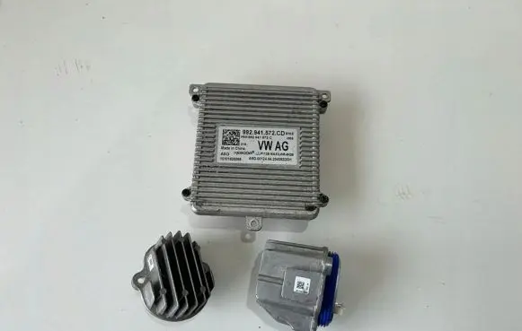 Skoda Octavia Mk4 LED ballast control module 992941572CD 2912200558