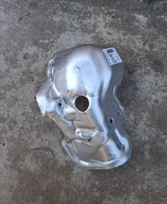 Volkswagen Golf VI Heat shield in engine bay 03F253041