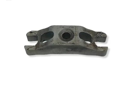 Skoda Octavia Mk2 (1Z) Fuel Injector clamp holder 03L216