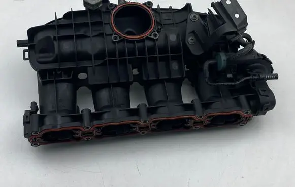 Audi A3 S3 8V Intake manifold 06L133201M