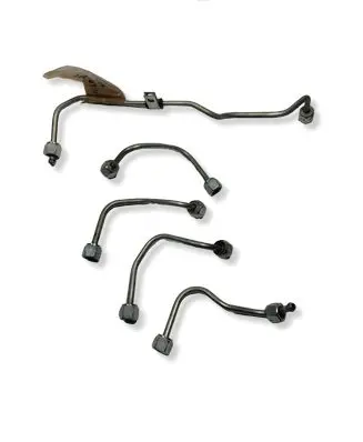 Mitsubishi Outlander Fuel injector supply line/pipe 