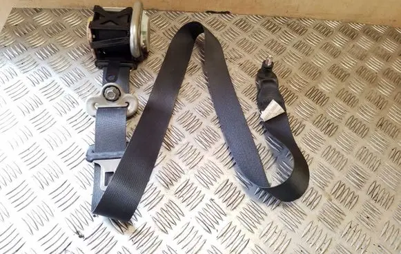 Suzuki Grand Vitara II Front seatbelt 8494065J0 TKAB2EP526