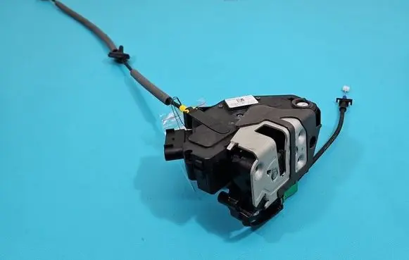 Ford Kuga II Rear door lock BM5A-A26412-AH IMPRK1515911