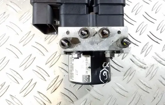 Skoda Octavia Mk2 (1Z) ABS Pump 1K0907379AF 000404913D1 10097003213
