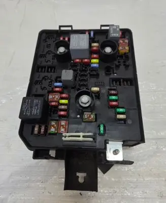 Opel Adam Fuse box set 13450282