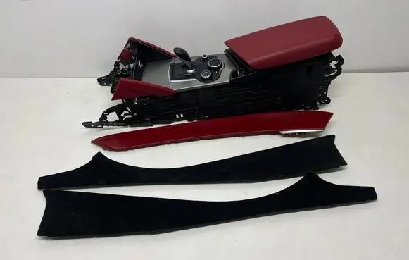 Alfa Romeo Stelvio Center console 