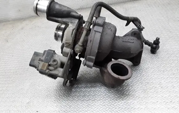 Ford Mondeo MK IV Turbo 769Q6K682BC