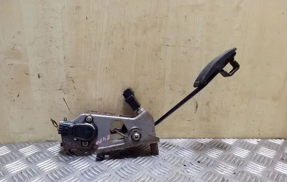 Mazda 6 Accelerator throttle pedal CB0541AC0 W6101080