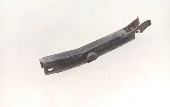 Mercedes-Benz R W251 Front bumper mounting bracket A2518801114