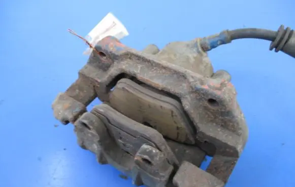 BMW 7 E32 Front brake caliper