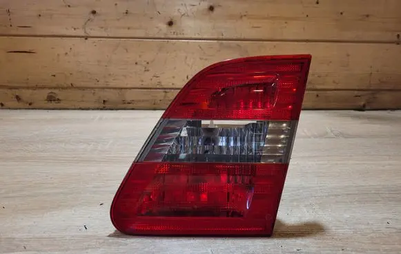 Mercedes-Benz B W245 Tailgate rear/tail lights 27530204