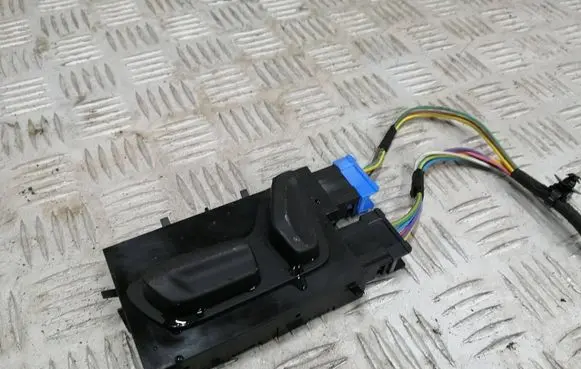 Peugeot 508 RXH Seat control switch 96659572XT 10010663 100245300