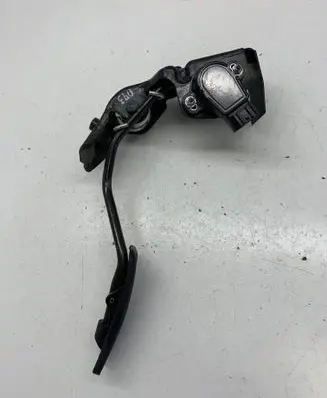 Toyota Avensis T250 Accelerator throttle pedal 7811135030