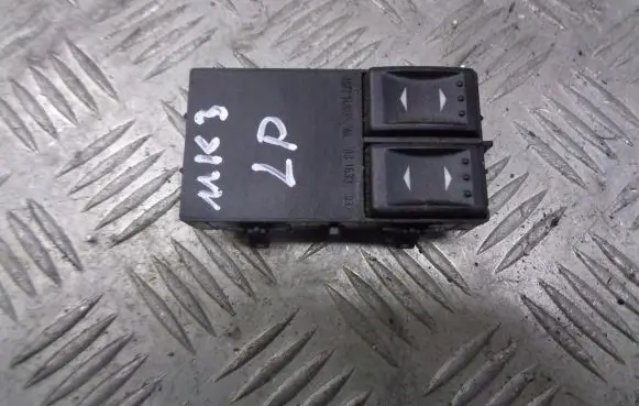 Ford Mondeo Mk III Front door window switch trim 