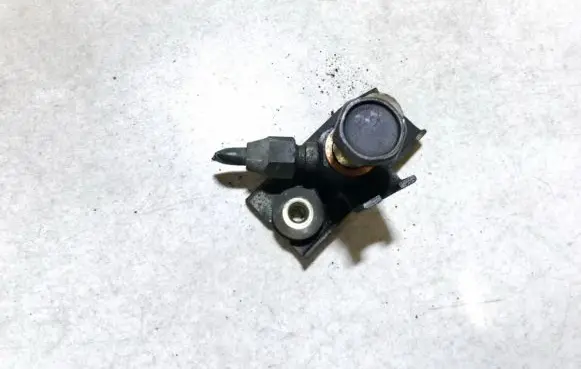 Nissan Primera Brake power pressure regulator 