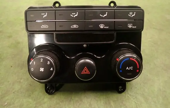Hyundai i30 Climate control/heater control trim 972502L170