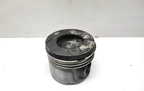BMW 7 E65 E66 Piston 84L93