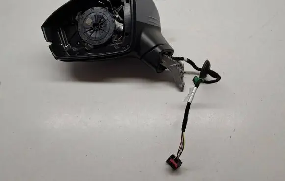 Volkswagen Tiguan Front door electric wing mirror 5NB857507AB 5NB857507AT 5NB857501
