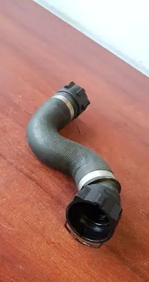 BMW 5 E60 E61 Engine coolant pipe/hose 7565780
