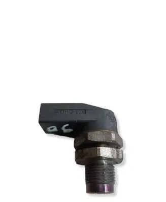 BMW 3 E90 E91 Fuel pressure regulator 
