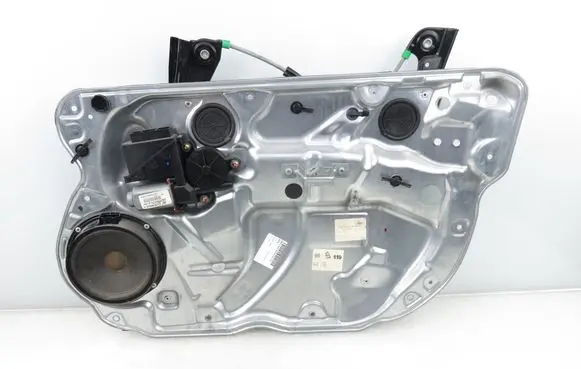 Volkswagen Polo IV 9N3 Front door window regulator with motor 400642D 6Q2959801A