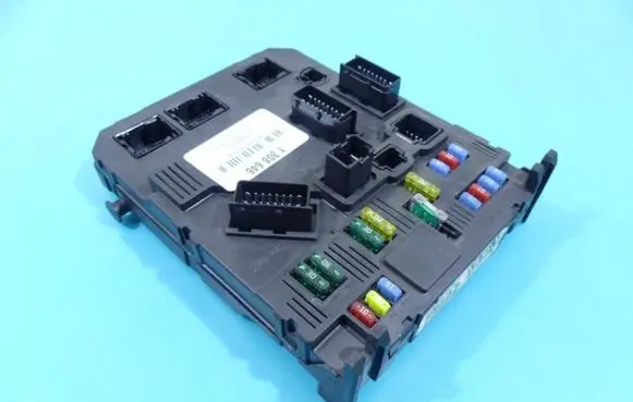 Peugeot 407 Central body control module 9655221180 IMPRK1308646