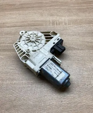 Audi A6 S6 C6 4F Rear door window regulator motor 4F0959801C
