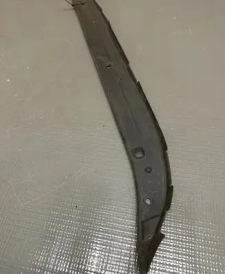 Porsche Cayenne (9Y0 9Y3) Fender end trim 9Y0854777