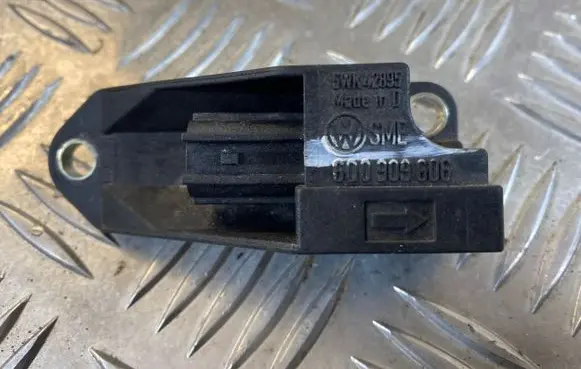 Ford Galaxy Airbag deployment crash/impact sensor 6Q0909606 02310DBV1AD96