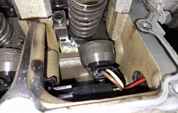 Seat Ibiza IV (6J,6P) Fuel injector