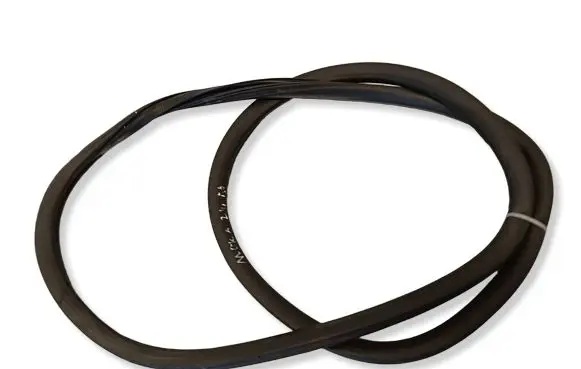 Opel Mokka B Front door rubber seal 