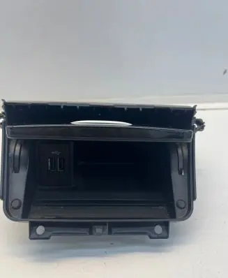 Ashtray (front)