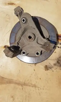 Renault Latitude (L70) Rear wheel hub