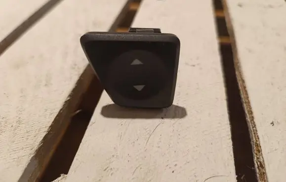 Fiat 500 Quarter vent window switch 