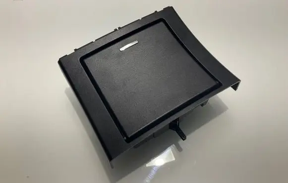 Mercedes-Benz E W212 Ashtray (rear) A2126803850 81712001 Q8ZGS005