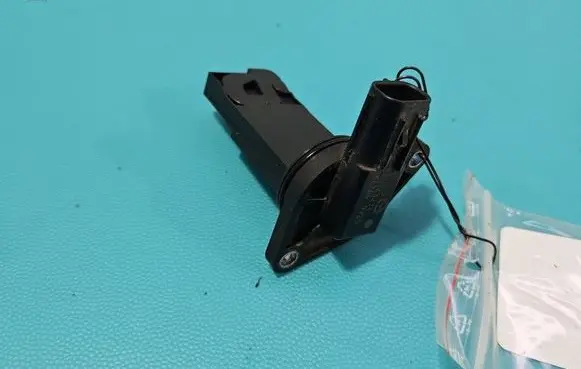 Mazda 6 Mass air flow meter E5T63271 IMPRK1551055