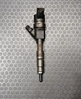 Renault Megane II Fuel injector 8200100272