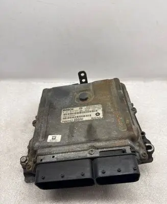 Chrysler Grand Voyager V Engine control unit/module P04727880AH 1039S24362 0281013357